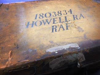 valise pilote Howell adjudant pilote chasse britannique Royal Air Force fighter