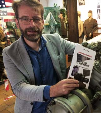 Thierry Chion objets exposés au Musée de Forges Resistance Déportation auteur historien journaliste nouveau livre paru en 2020