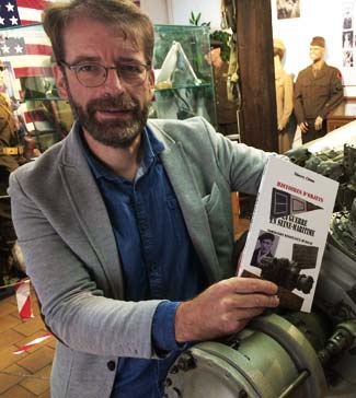 Thierry Chion objets exposés au Musée de Forges Resistance Déportation auteur historien journaliste  nouveau livre paru en 2020